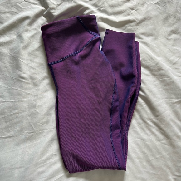 🍋 Lululemon Base Pace Leggings - Picture 2 of 3